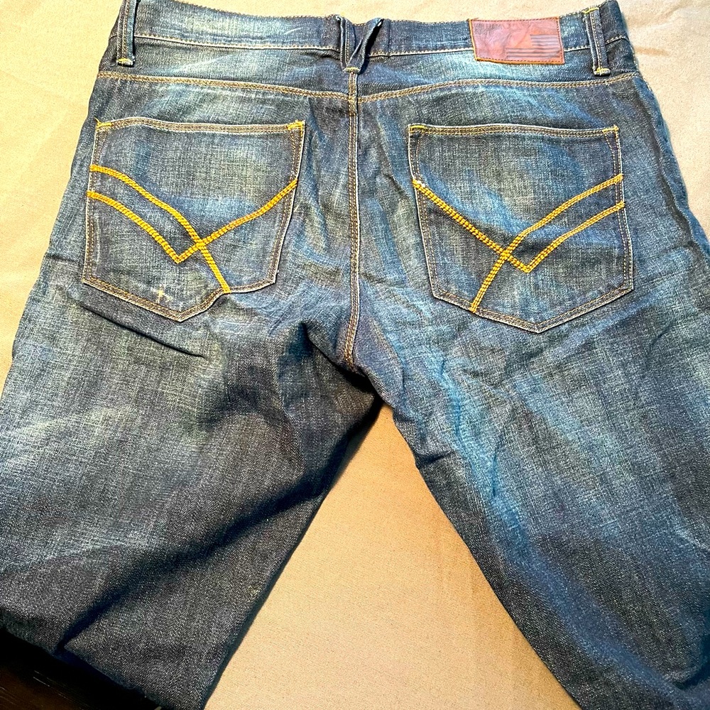 William Rast Men’s Jeans 34x32” inseam.